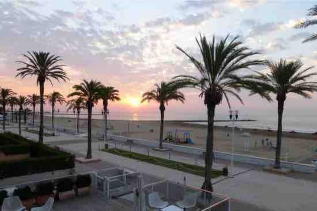 Fantastico Apartamento Junto Al Mar Valencia Bagian luar foto